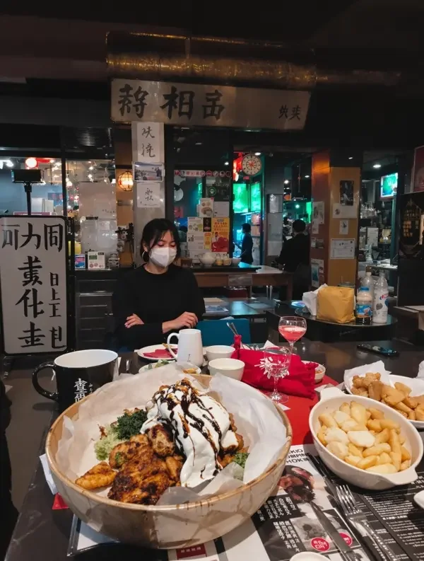 女王第二季封面